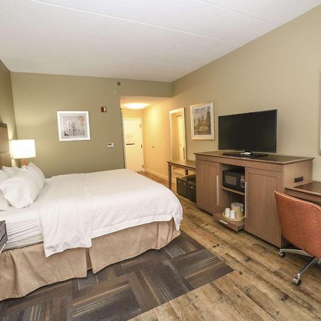 Hampton Inn Cincinnati Eastgate Bagian luar foto