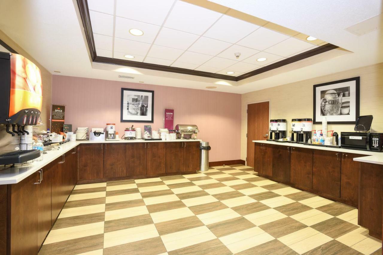 Hampton Inn Cincinnati Eastgate Bagian luar foto